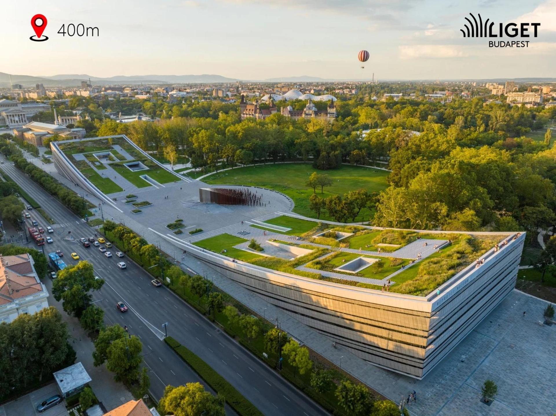 Modern - Close To Park *